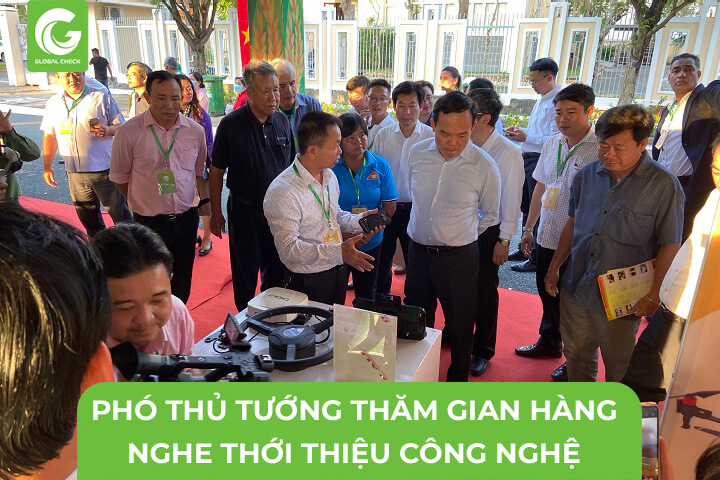 Phó Thủ Tướng Thăm Gian Hàng Đại Thành Và Nghe Giới Thiệu Công Nghệ Nông NGhiệp