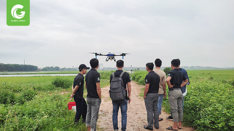 Trình diễn máy bay nông nghiệp G300pro phun thuốc tại Kiên Giang