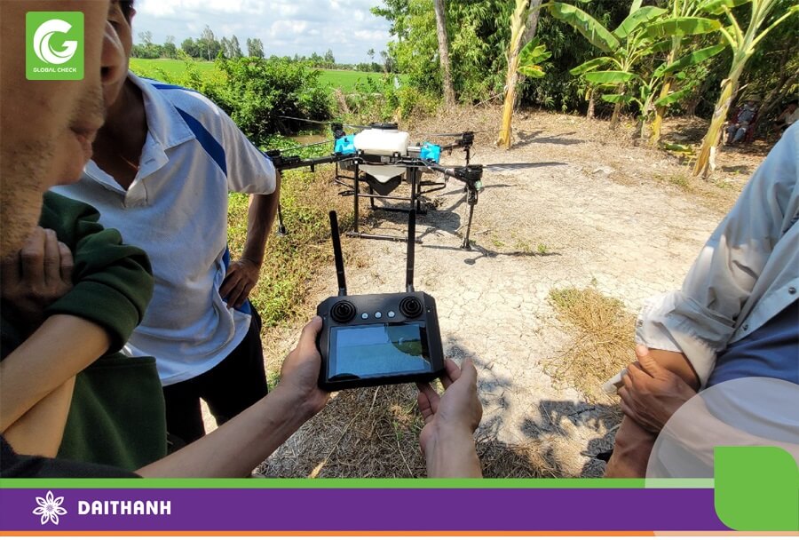 Công nghệ trong nông nghiệp xanh giúp bảo vệ sức khỏe người làm nông