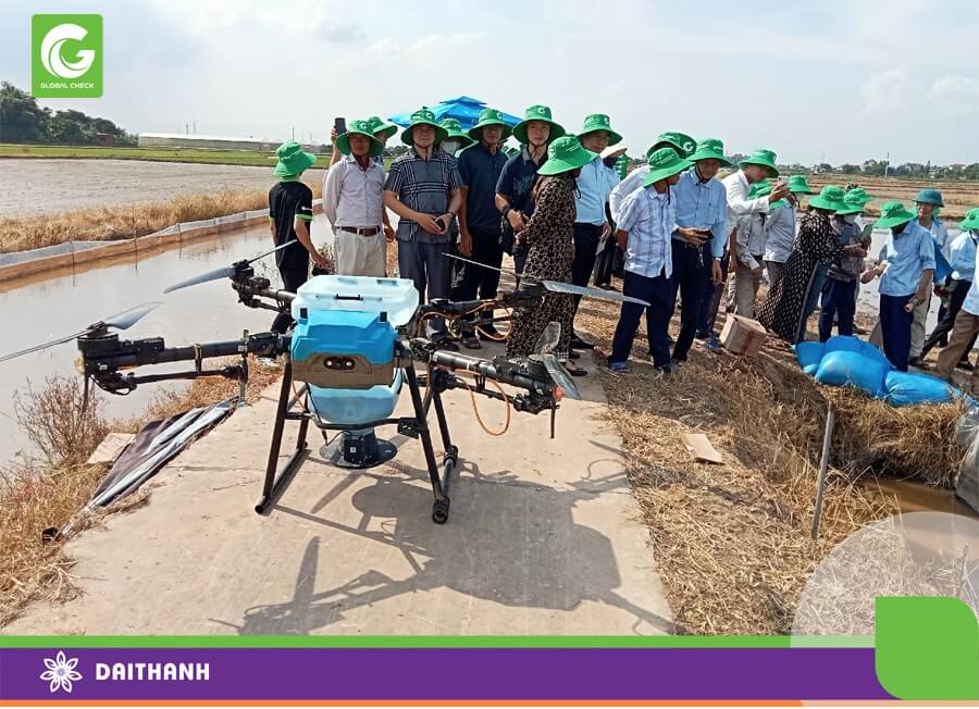 Máy bay nông nghiệp luôn nhận được nhiều sự quan tâm lãnh đạo nông nghiệp