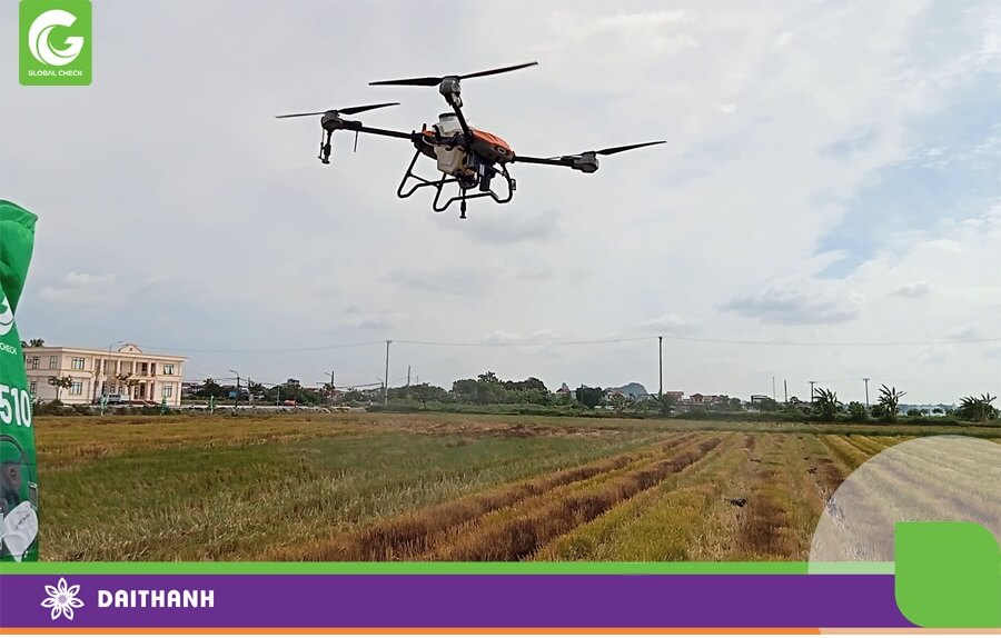 Phun ly tâm vẫn là sự lựa chọn hoàn hảo cho các dòng drone phun lúa