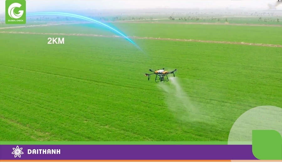 Khoảng cách điều khiển của chiếc drone nông nghiệp 540s lên tới 2km