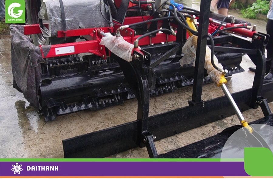 Bộ san phẳng mặt ruộng GP2300 lắp tại Phù Ninh, TP Hải Phòng