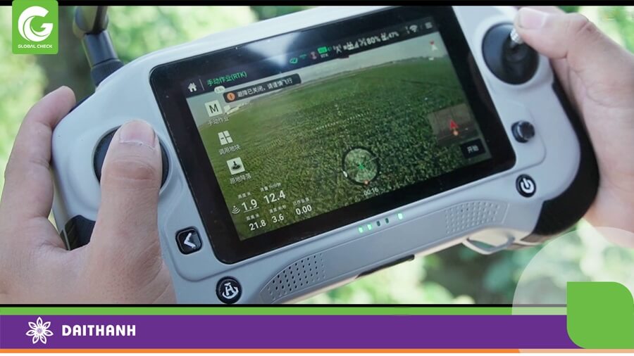 Để sử dụng máy bay phun thuốc cần đặc biệt quan tâm tới an toàn bay