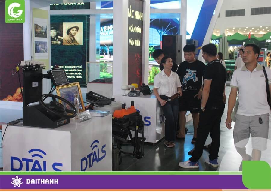 Chiếc máy bay phun thuốc 540s tại triển lãm kỷ niệm 80 năm Quốc Khánh Việt Nam